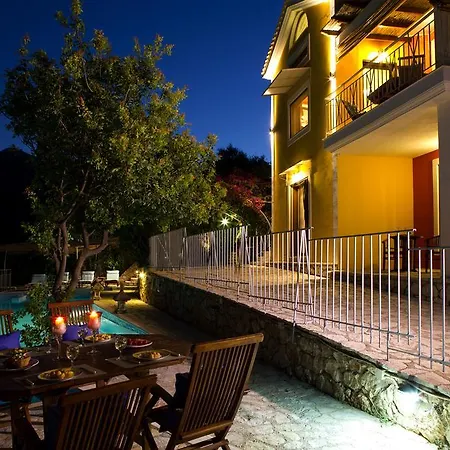 Amalia Case de vacanță Nydri (Lefkada)