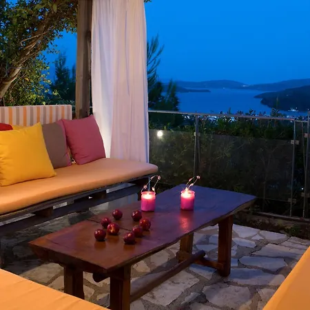 Amalia * Nydri (Lefkada)