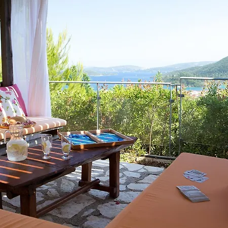 Case de vacanță Amalia Nydri (Lefkada)